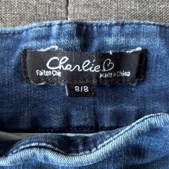 EUC Jeggings with Cute Bow Ankles - Picture 2 of 6